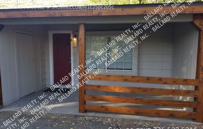 Adorable studio near the Truckee River