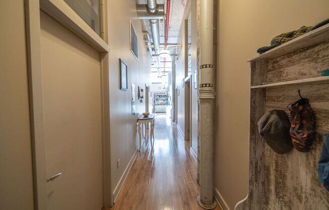 3 beds, 3 baths, $2,500, Unit 107 - C