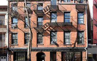 396 BLEECKER ST