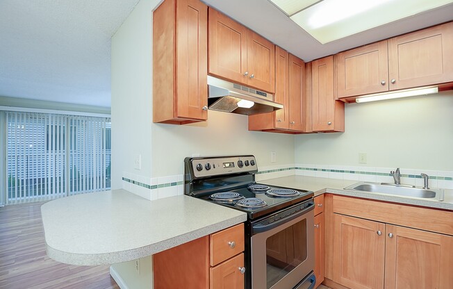 2 beds, 1 bath, 765 sqft, $2,295, Unit 108