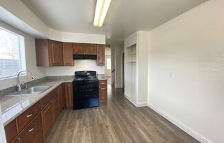 8333 International Blvd