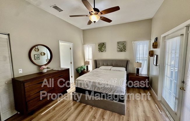4907 82 PL E