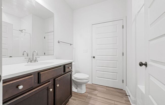 2 beds, 2 baths, 1,000 sqft, $1,050, Unit B102