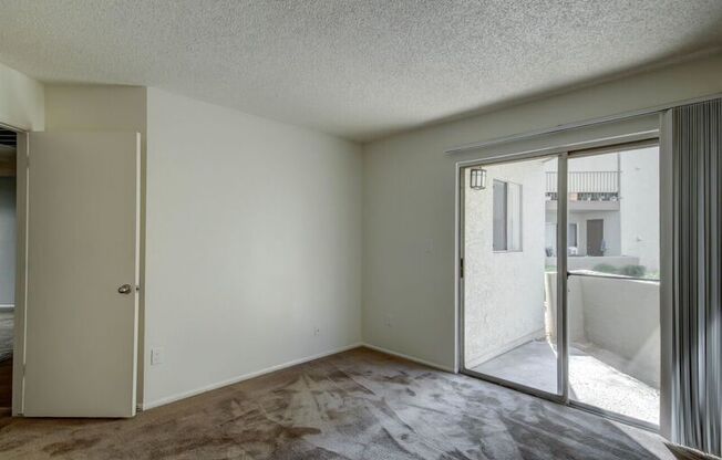 2 beds, 2 baths, 984 sqft, $1,500, Unit 143