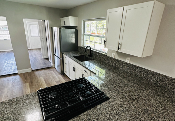 2908 N 17 ST
