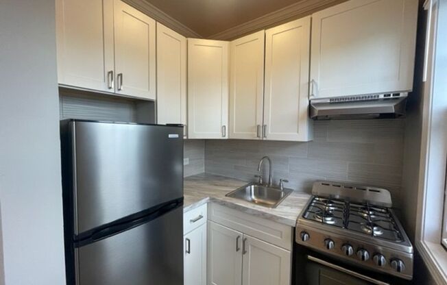 1 bed, 1 bath, $1,299, Unit 404