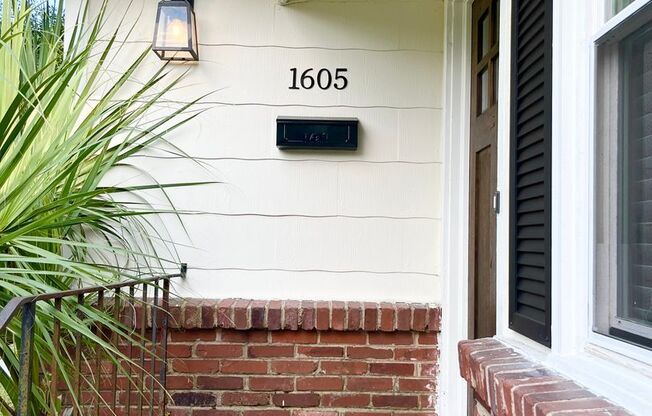 Two Bed, One Bath Home in Ardsley Park