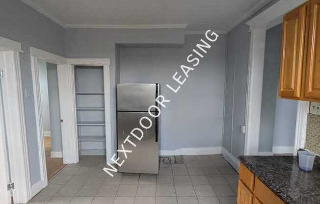 9 Grant Ave 1R