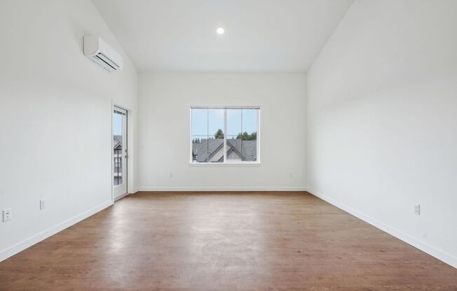 1 bed, 1 bath, 772 sqft, $1,599, Unit 79