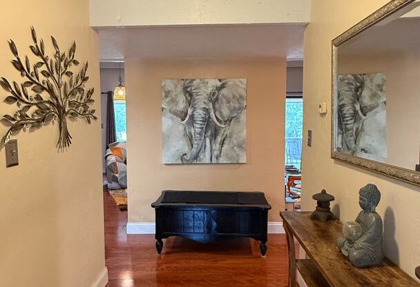 Move-In Ready! Furniture Optional! Charming 2-Bed 2-Bath 2nd Floor Condo in Grenelefe Community!
