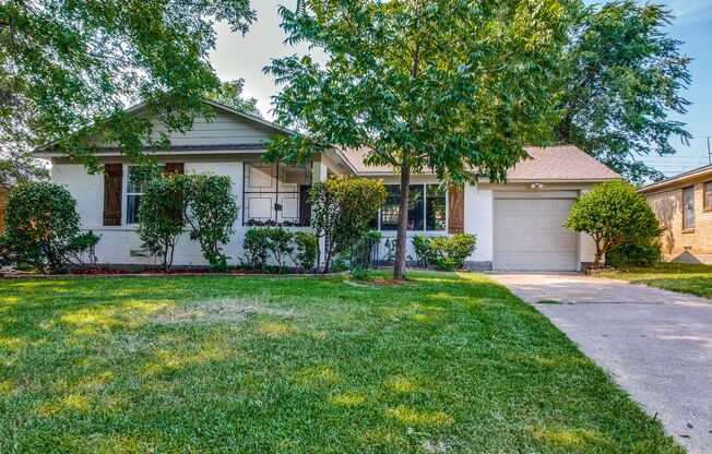 Stunning 3BD/2BA Mesquite Home