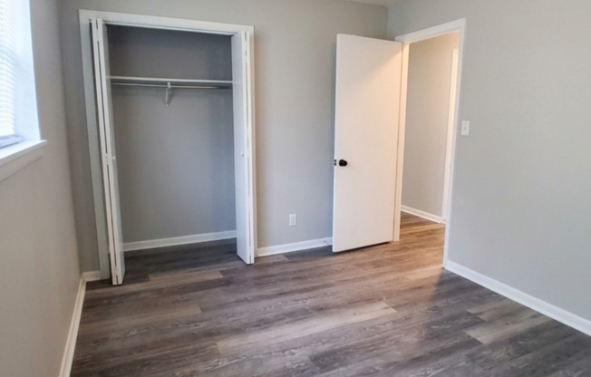 2 beds, 1 bath, 842 sqft, $999, Unit 1023