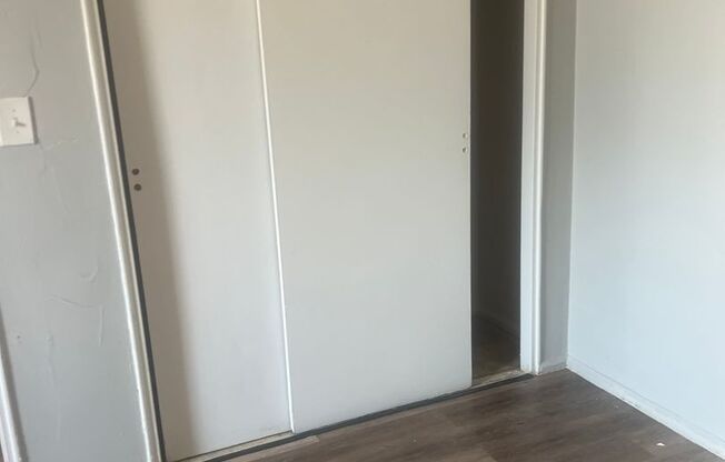 1 bed, 1 bath, 430 sqft, $1,400, Unit 512