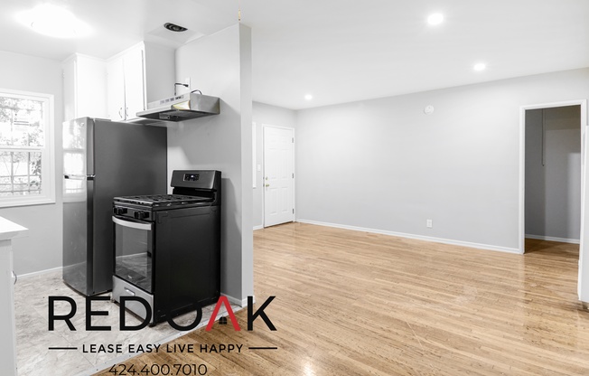 941 N GENESEE AVE