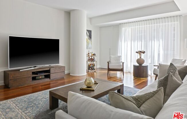 1 bed, 2 baths, 1,270 sqft, $5,700, Unit 5J