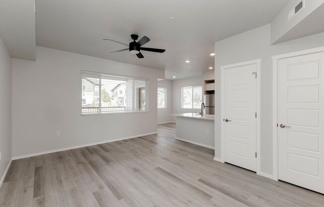 2 beds, 2 baths, 1,195 sqft, $1,562, Unit M201