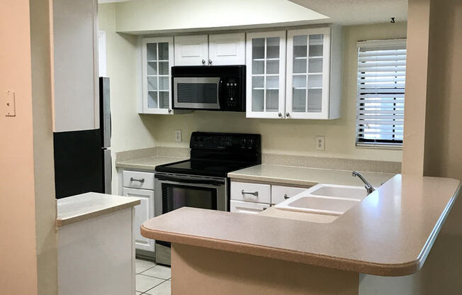 2 beds, 2 baths, $1,950