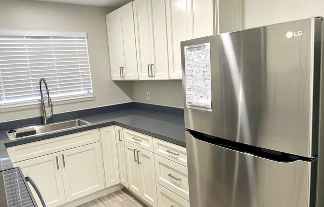 Fully Remodeled 2bedroom near downtown