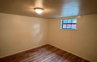 1 bed, 1 bath, 600 sqft, $1,050, Unit 1000