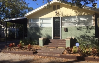 3/2 Historic North Hyde Park Bungalow