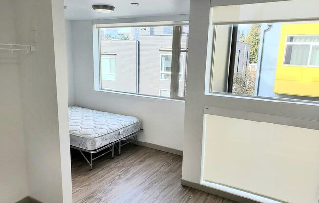 Studio, 1 bath, 167 sqft, $1,049, Unit D310