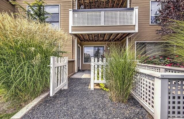 Property Entrance at Silver Bay Apartments, Boise, ID