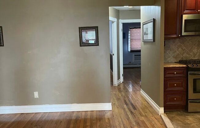 1721 SHR PKWY