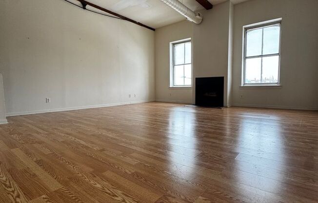 1 bed, 1 bath, 645 sqft, $1,075, Unit 405