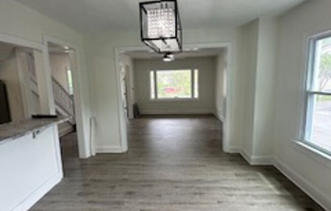 Fully renovated house for Rent!