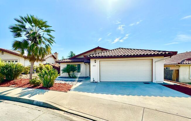 Lovely Single-Story Minutes to downtown Fallbrook in Quiet Neighborhood & Location on Cul de Sac Street!