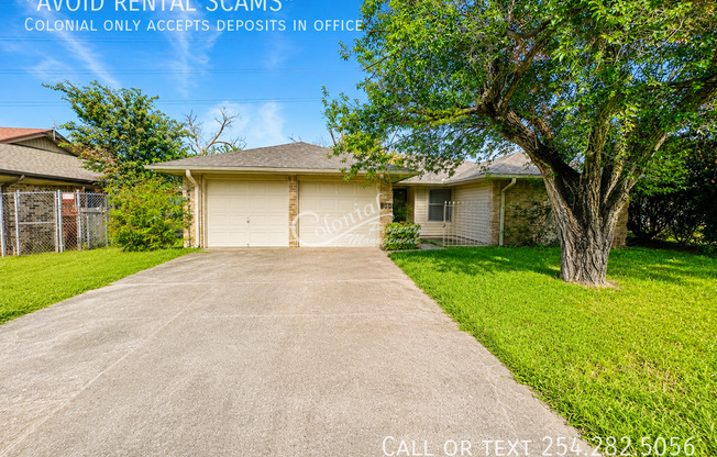800 E CENTRAL DR