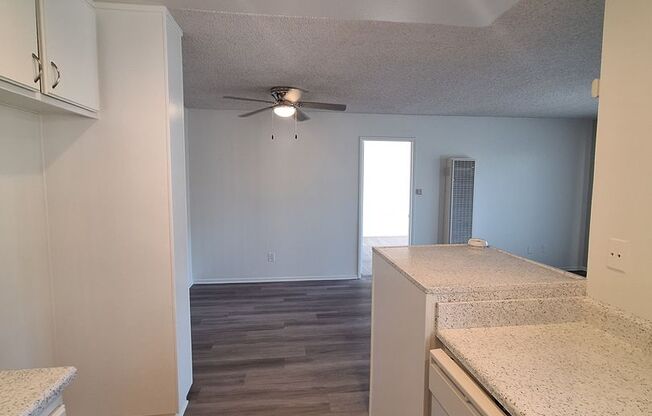 1 bed, 1 bath, 691 sqft, $2,125, Unit 475A