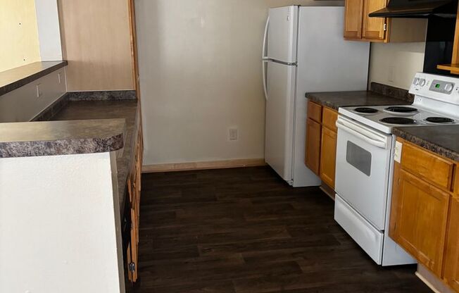 2 beds, 1 bath, 1,080 sqft, $999, Unit PHV - 306