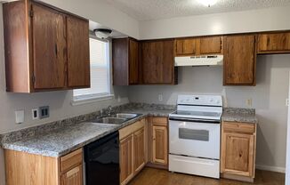 2 beds, 1.5 baths, $1,349, Unit APARTMENT B4