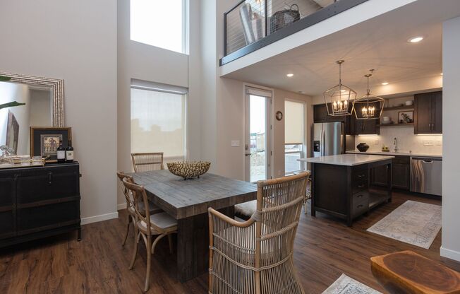 1 bed, 1 bath, 1,232 sqft, $2,695, Unit 113