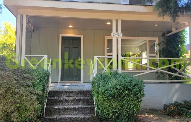 Classic Craftsman Home in Hollywood Neighborhood