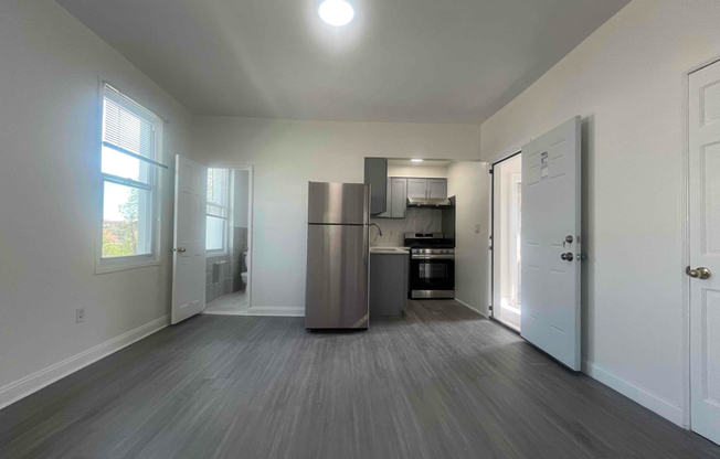 4615 104 ST