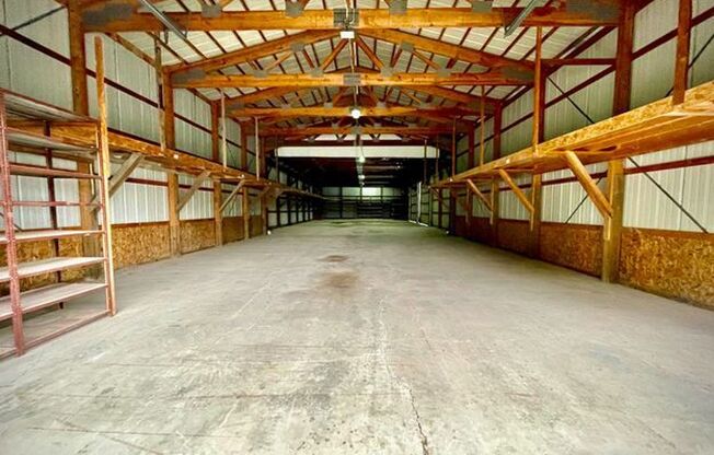 Studio, 3,300 sqft, $1,650