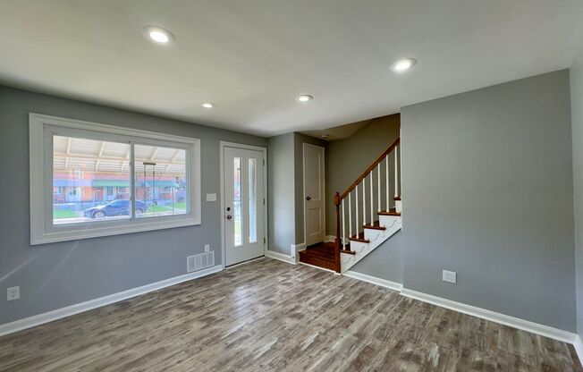 Charming 2 Bedroom/1 Bathroom in Dundalk, MD!