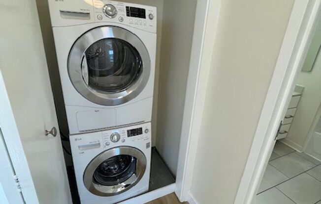 2 beds, 1 bath, 760 sqft, $2,845, Unit 704