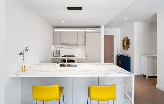 1 bed, 1 bath, 747 sqft, $6,500, Unit 14C