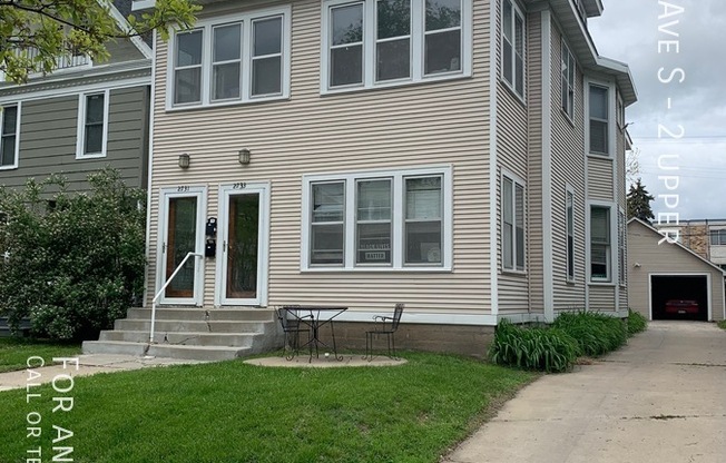 2731 Dupont Avenue South