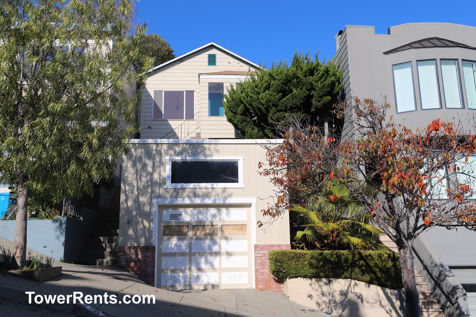 Noe Valley/Dolores Hts: 2 Bedroom+ Office Single Family Home w/ Parking & Back Yard nr Dolores Park, 24th St & Valencia St Shops & Restaurants