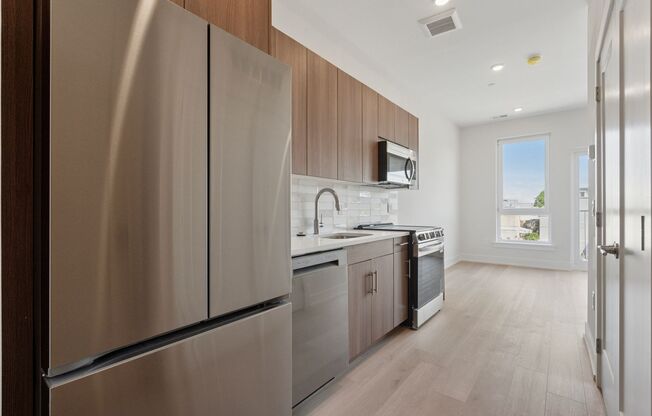 Studio, 1 bath, 430 sqft, $1,485, Unit Unit 709