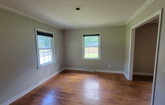 Exclusively Offered By Muse Realty, LLC