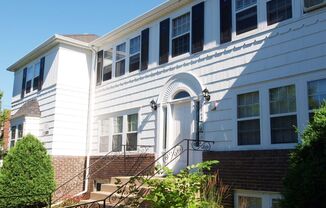 2 beds, 1 bath, 800 sqft, $1,307, Unit 2