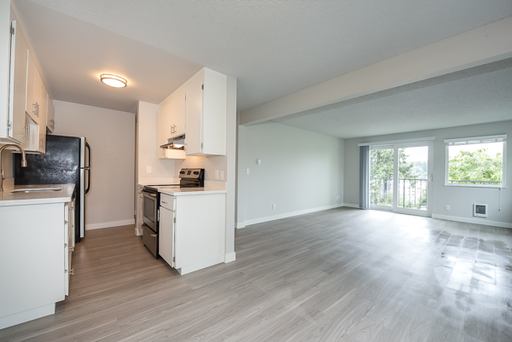 2 beds, 1 bath, 918 sqft, $2,225, Unit 3