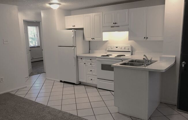 1 MONTH FREE with 12 month lease - Offer Expires 7/31/25
