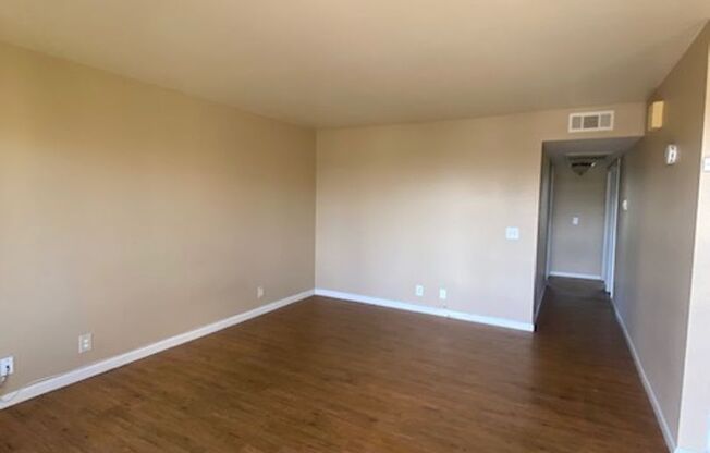 2 beds, 2 baths, 920 sqft, $2,700, Unit 2240-15