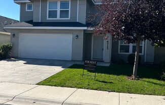 4 bed 2.5 bath home in Meridian Idaho